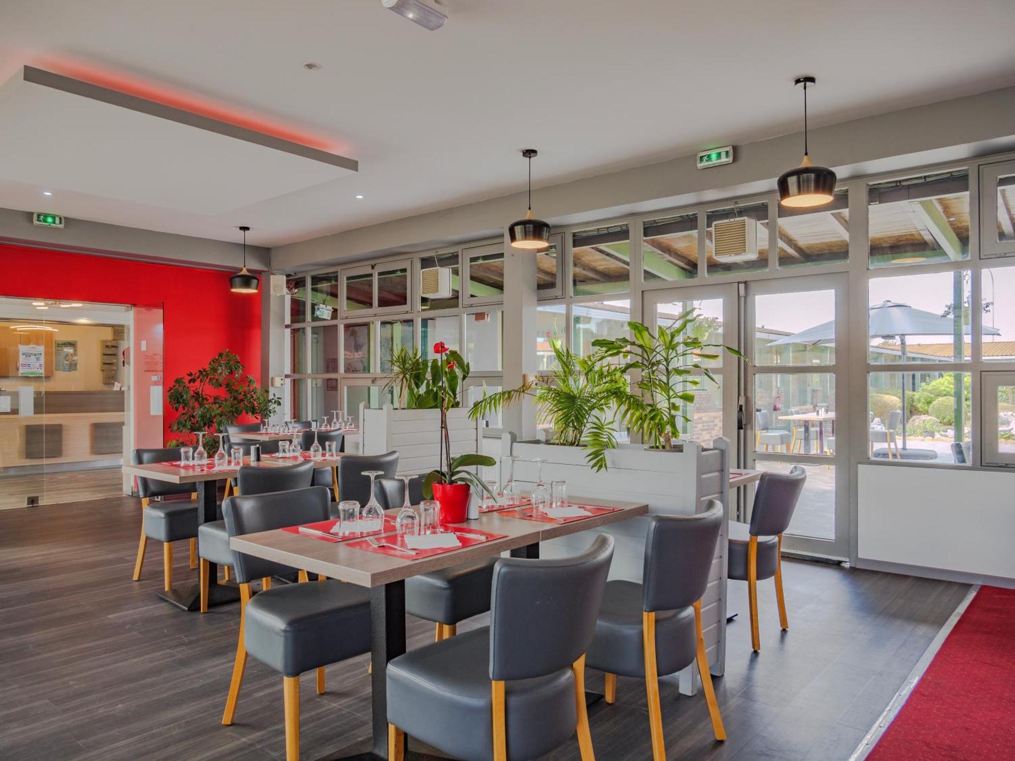 Hotel Restaurant Les Jardins D'epône Épône