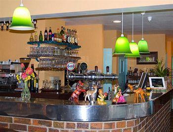Restaurant Les Jardins D'epone Hotel 2*
