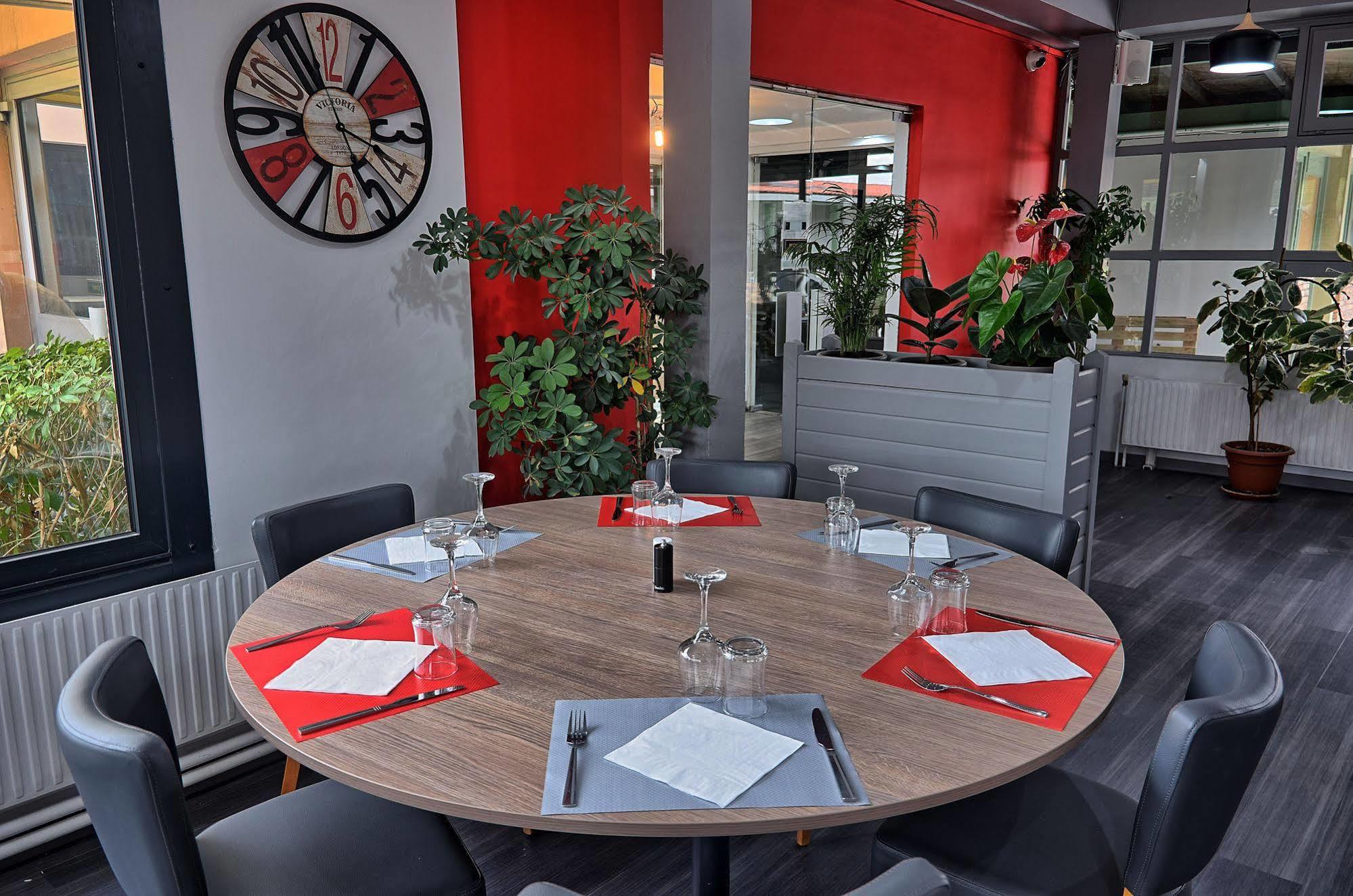Restaurant Les Jardins D'epône Hotel