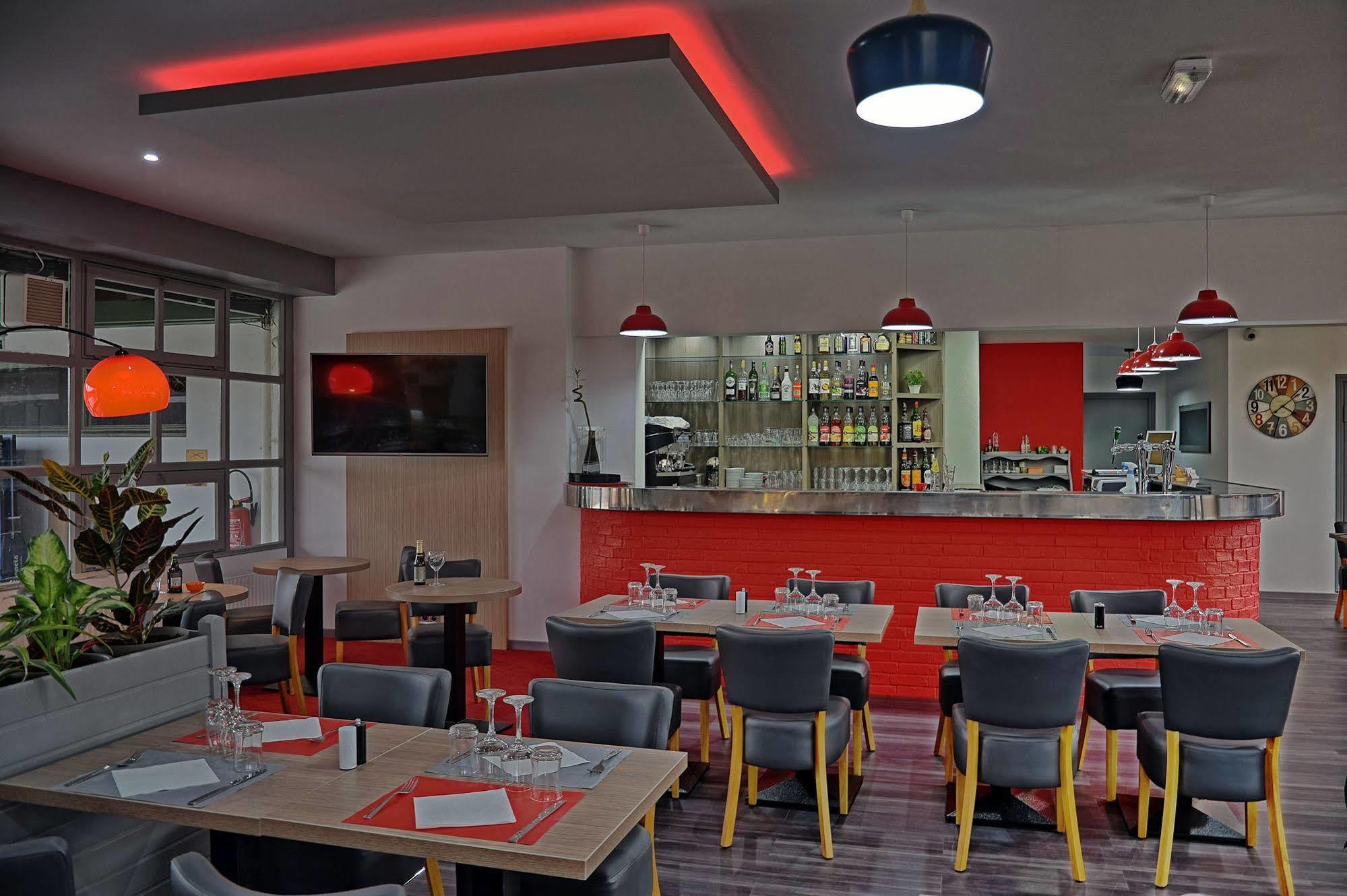 Restaurant Les Jardins D'epône Épône